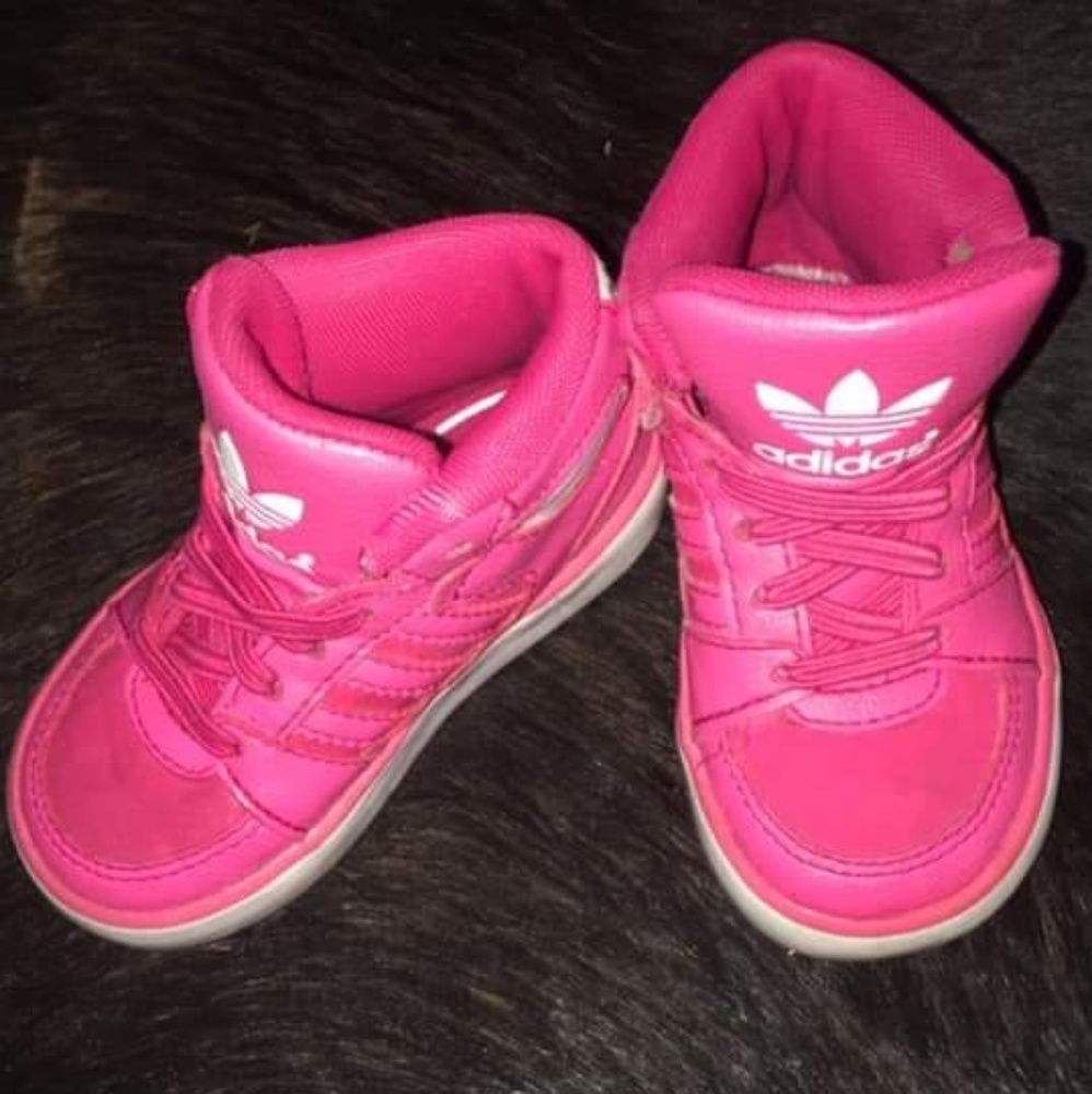 Adidas Hightops toddler sz5